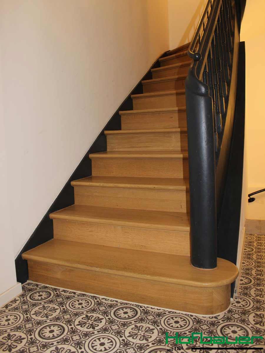 Treppe München Hofbauer aus Holz